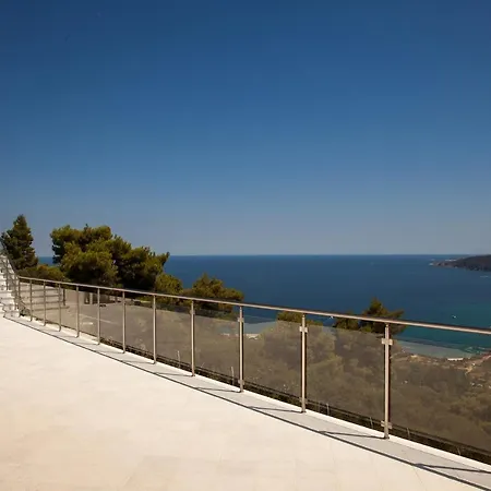 White Pearl Σάρτη