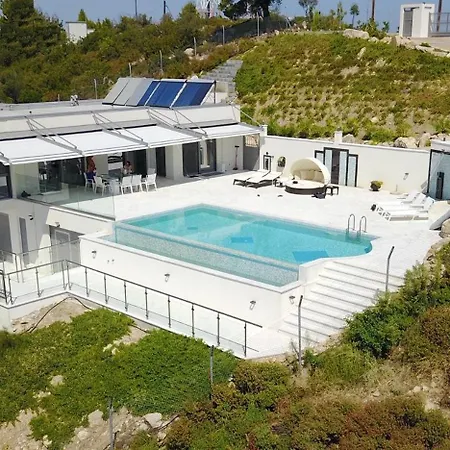 Villa White Pearl Szárti