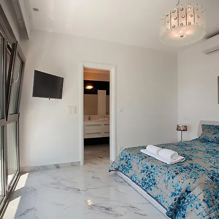 White Pearl Villa *
