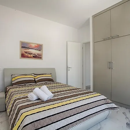 White Pearl Villa Sarti