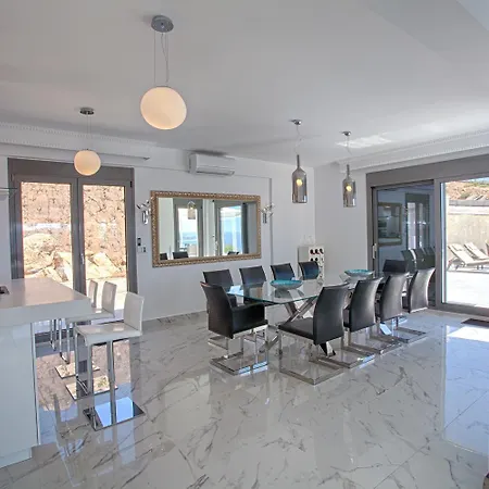 White Pearl Villa *